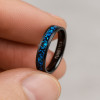 Bague personnalisee alliance tungstene opale bleue