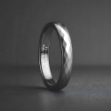 Bague personnalisee alliance anneau tungstene facettes plaque or