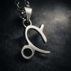 Collana da uomo in argento con zodiaco Capricorno