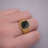 D Bague homme acier chevaliere onyx noir carre