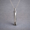 Pendentif barre torsadée tungstène personnalisable