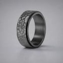 Men’s Stainless Steel Ring – Spinning Anti-Stress Band with Hammered Finish