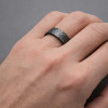 Bague homme anti stress tournant acier martelee personnalisable