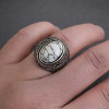 Bague acier chevaliere homme pierre turquoise ovale celtique