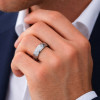 Alianza de hombre de tungsteno martillado personalizable