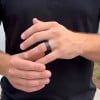 Bague alliance titane noir 8mm effet ciel étoilé – élégance céleste et moderne
