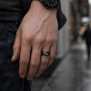 Bague alliance homme en carbure de tungstène noir 8mm – minéraux naturels