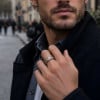 Bague alliance homme en carbure de tungstène 8mm – incrustation corne naturelle et élégance authentique