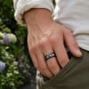 Bague alliance homme en carbure de tungstène noir 8mm – minéraux naturels