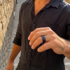 Bague personnalisee homme anneau tungstene ligne sable opale