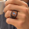 Bague chevalière homme en tungstène avec bois naturel et croix en nacre abalone