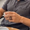 Bague chevalière homme en tungstène avec bois naturel et croix en nacre abalone