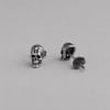 Boucles d'oreilles clous tête de mort en argent 925