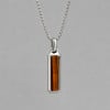 Pendentif barre en acier inoxydable avec œil de tigre personnalisable