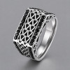 Bague chevalière homme en acier 316L avec zircons noirs personnalisable