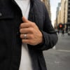 Bague alliance en carbure de tungstène et bois massif – Élégance naturelle