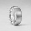 Bague personnalisee dome tungstene homme noir brosse
