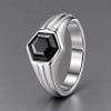 Chevalière en acier inoxydable avec onyx noir hexagonal – Personnalisable