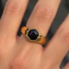 Chevalière en acier inoxydable avec onyx noir hexagonal – Personnalisable