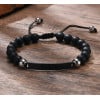 Personalisiertes Herrenarmband aus schwarzer Onyxperle mit Stahlplatte zum Gravieren und Personalisieren