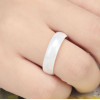 Bague femme alliance dome anneau bombe ceramique blanche