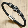 Schwarzes Herren-Lederarmband mit Fußballgeflecht