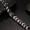 Herrenarmband aus mattschwarzem Stahl mit liebevollem Magnetherz