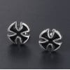 Boucles d'oreilles homme croix de malte noire acier