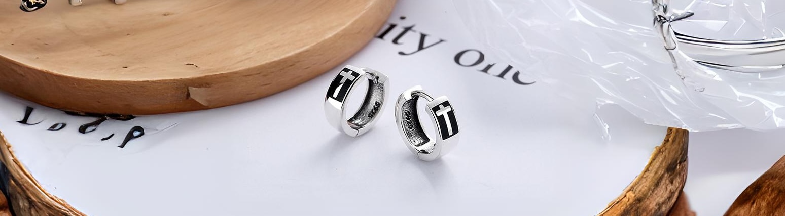 boucles oreilles creoles motif croix argent homme femme