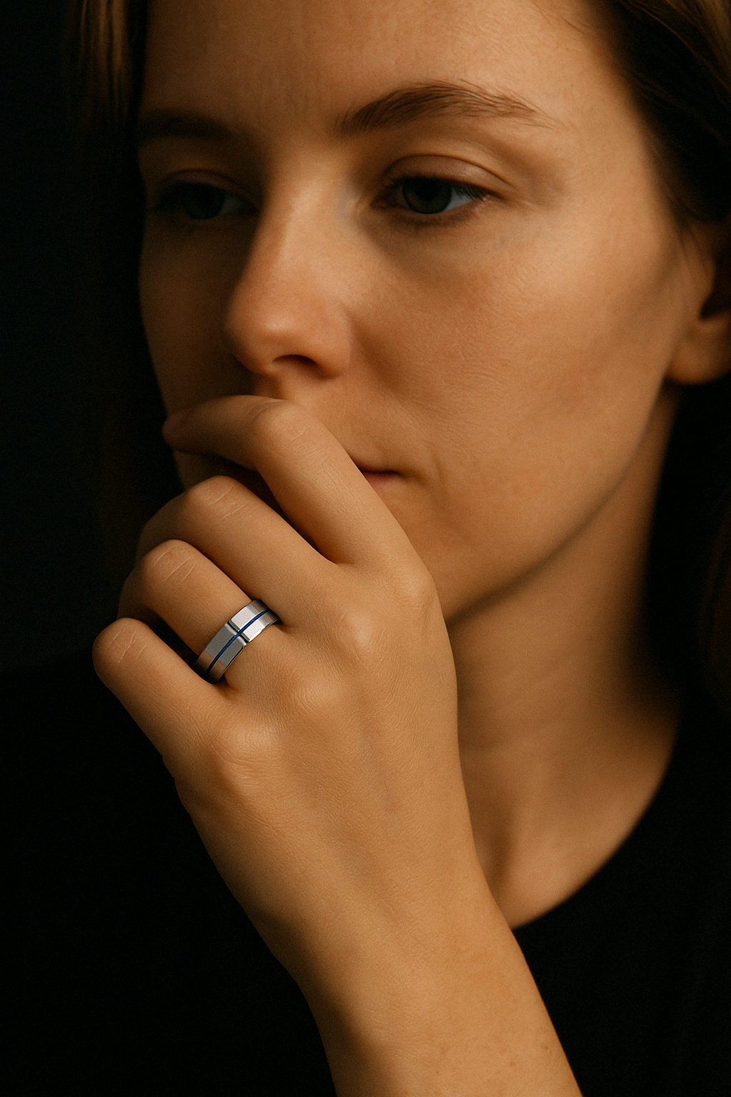 anillo tungsteno azul cruz 6mm