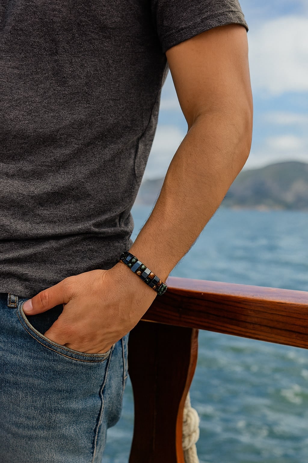 Men’s elastic bracelet with black hematite beads, magnetic curb chain, double row