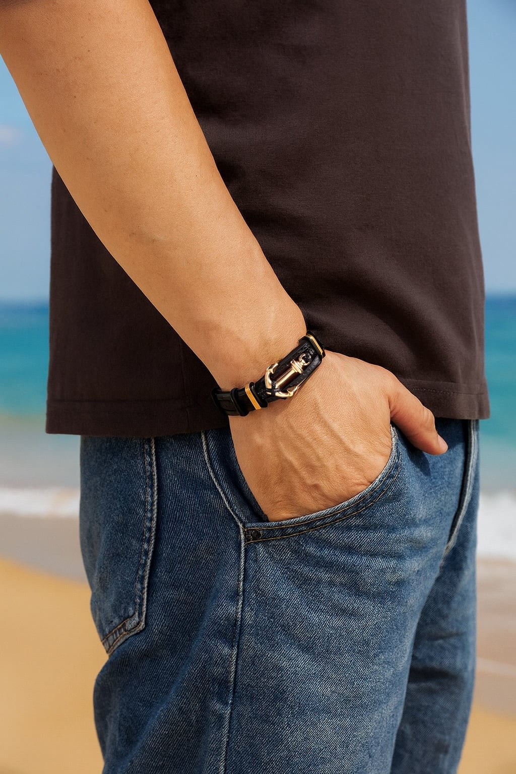 Men’s leather bracelet black strap with anchor