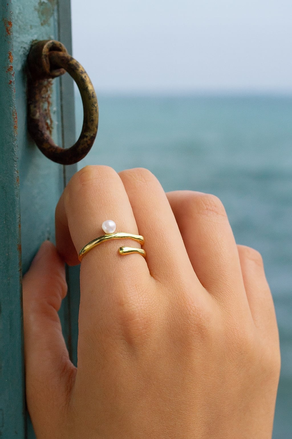 open silver ring with cultured freshwater pearl for women
